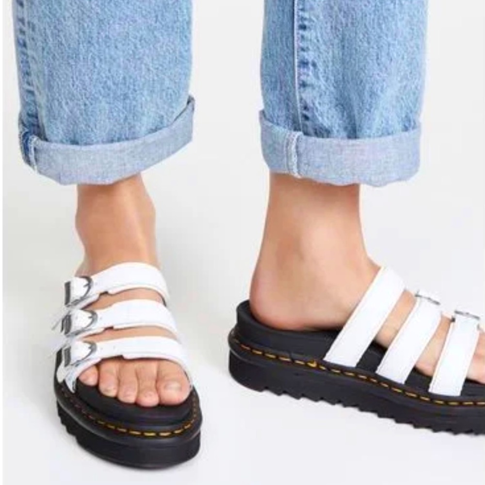 Dr.Martens Blaire Slides